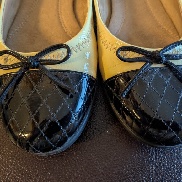 NEW Aerosoles Beckon Women's Work Ballet Flats in Butter Yellow and Black 9 - Picture 4 of 7